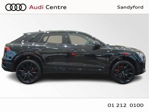 Audi Q8 SUV 60 TFSIE Q COMP 490PS - Image 2