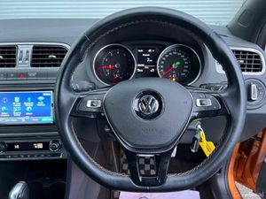 Volkswagen Polo ORIGINAL EDITION 1.2 TSI AUTO // H - Image 4