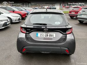 Toyota Yaris YARIS 1.5 LUNA - Image 3