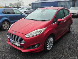 Ford Fiesta 2016 Automatic Leather Heated Seats - Image 4