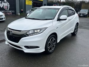 2017 HONDA VEZEL HYBRID AUTOMATIC LOW MILES - Image 2