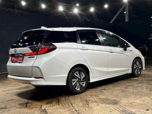 Honda Shuttle 1.5L HYBRID AUTOMATIC - CRUISE CONTR - Image 4