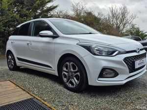 Hyundai i20 Active Deluxe 5DR - Image 4
