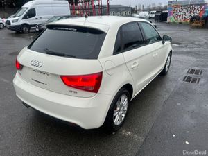 2013 Audi A1 SPORTBACK AUTOMATIC PUSH START 1.4L - Image 4