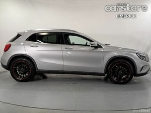 Mercedes-Benz Other 1.6 PET AUTO - Image 2