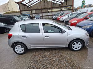 🦏 Dacia Sandero 2013 1.1.LOW INSURANCE 🦏 - Image 4