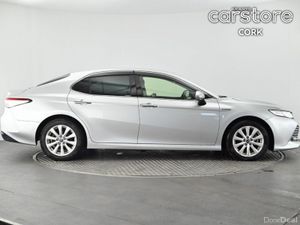 Toyota Camry 2.5 Hybrid Auto - Image 2