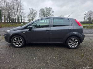 Fiat Punto 1.2 petrol ( NCT and TAX ) - Image 4