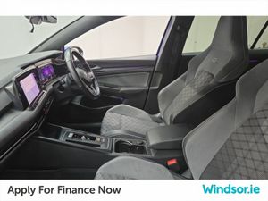 Volkswagen Golf 2.0 TDI 150HP R-Line DSG - Image 4