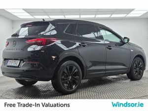 Opel Grandland Grandland SRI 1.2 130BHP - Image 3