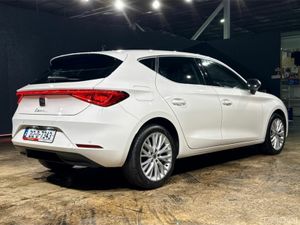 SEAT Leon MANUAL 1.0TSI - REVERSE CAMERA - CRUISE - Image 4