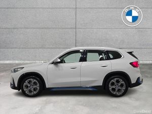 BMW iX1 xDrive30 xLine - Image 4