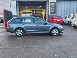 Skoda Octavia ACTIVE  1.6 TDI AUTOMATIC - Image 2