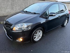 Toyota Auris 2011 sport d4d 085 2697260 - Image 2