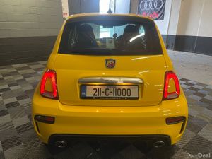 211 Abarth 595 1.4 T-Jet - Image 4