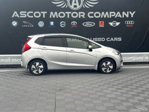 Honda Fit Hybrid - Image 4