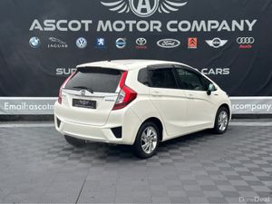 Honda Fit Hybrid - Image 4