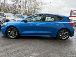 Ford Focus 1.0 PETROL ST-LINE - Image 4