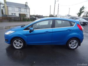 Ford Fiesta TITANIUM  AUTOMATIC 1.0 ECO 100PS - Image 2