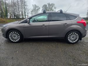 Ford Focus 1 litre petrol - Image 4