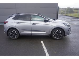 Opel Grandland ELITE PHEV-1.6 225 225HP-8SP AUTO X - Image 2