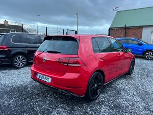 Volkswagen Golf R-Line - Image 4