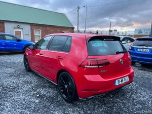Volkswagen Golf R-Line - Image 3