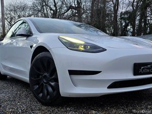 🔥 2022 Tesla Model 3 SR+ RWD - Image 2
