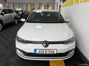 Volkswagen Golf Life 1.0 TSI Mhev 110HP 5 - Image 2
