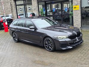 2023 BMW 530 E M-SPORT TOURING. - Image 4