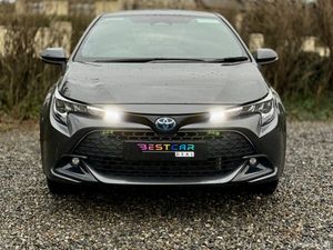 2025 Toyota Corolla 1.8 Hybrid Luna Hatchback Auto - Image 3