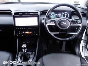 Hyundai Tucson 2WD Executive Plus - Image 2