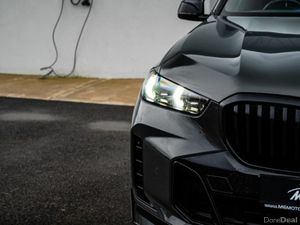 BMW X5 XDRIVE50E M SPORT *PRO* - Image 3