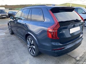 VOLVO XC90 ULTRA DARK T8 PHEV AWD AU RECHARGE - Image 3