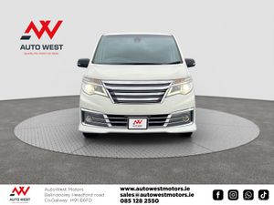 2014 Nissan Serena Self Charging Hybrid 8 Seater - Image 3