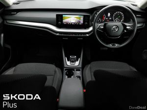 Skoda Octavia **AUTOMATIC**WINTER PACK**AMBITION 1 - Image 2