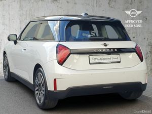 Mini Cooper Cooper E - Image 3