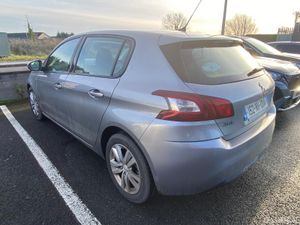 Mint Peugeot 308 2015 - Image 3