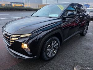 Hyundai Tucson 1.6 DIESEL, ONLY 35K KM, 1 OWNER, H - Image 4