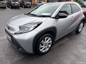 2022 Toyota Aygo  1.0 VVT-I  X -Play Smartphone - Image 2