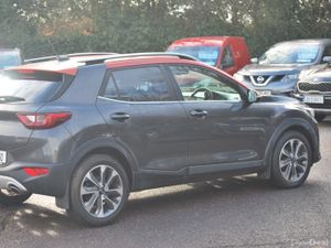 Kia Stonic 2018 1.4 petrol - Image 4