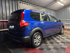 2022 222 Dacia Jogger 7 Seat  Manual - Image 3