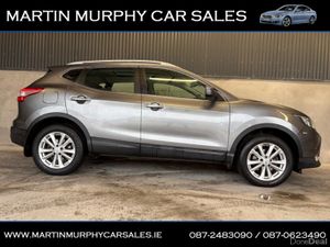 Nissan Qashqai 1.2 PETROL SV LOW KMS - Image 2
