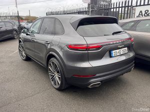 2020 Porsche Cayenne Hybrid Glass Roof - Image 4
