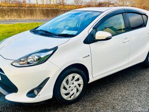 Toyota Aqua 2017 Automatic HYBRID - Image 2