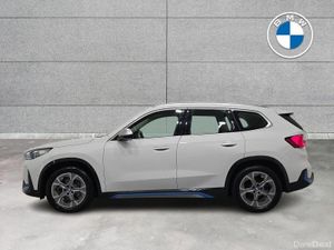 BMW iX1 xDrive30 xLine - Image 4
