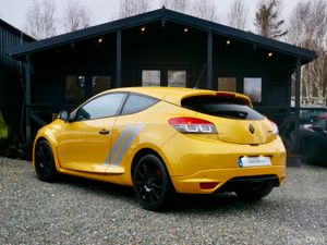2015 Renault Megane RS 275 Trophy - Image 4