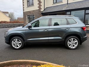 Immaculate Low km Auto 201 Skoda Karoq! - Image 4