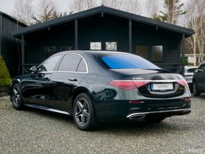 2023 Mercedes-Benz S580e LWB AMG 4 MATIC - Image 4