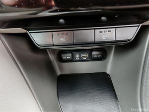 KIA SPORTAGE PLATINUM SAM 5DR - Image 4
